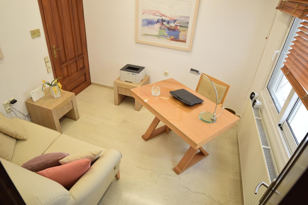 Knossos By Heloni Apartments Ираклион Экстерьер фото